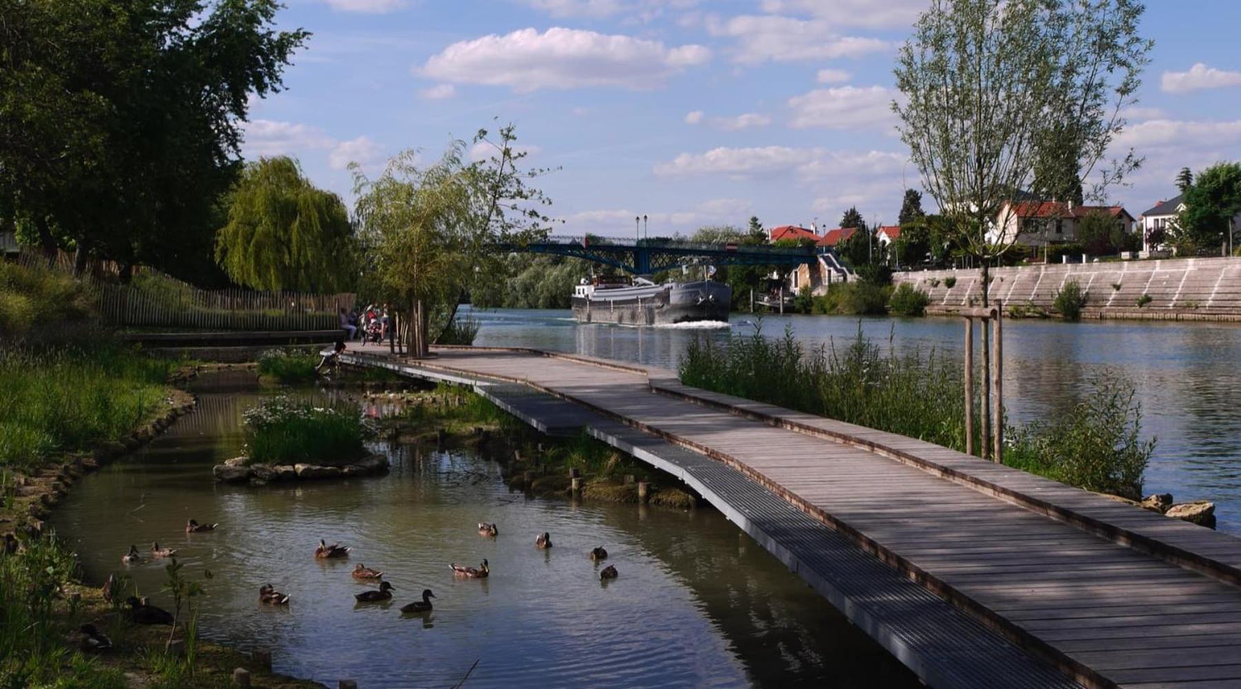 Charmant Studio Au Bord De La Marne เลอแปโรซูร์มาร์น ภายนอก รูปภาพ