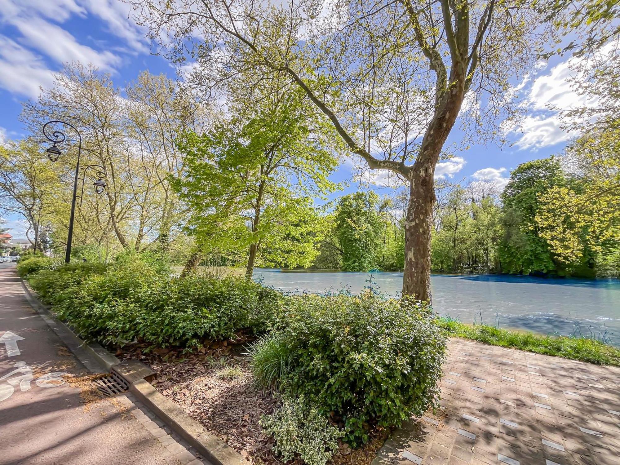 Charmant Studio Au Bord De La Marne เลอแปโรซูร์มาร์น ภายนอก รูปภาพ